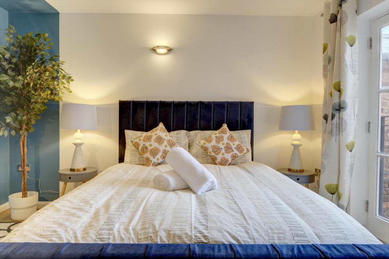 City Centre, 2 Bedroom, Secured Parking, 3 King Bed, Wifi Sleep 6 Guest Comfortable On Three King Size Beds, Jewellery Quarter , Birmingham City Centre , Allocated Secured Parking מראה חיצוני תמונה