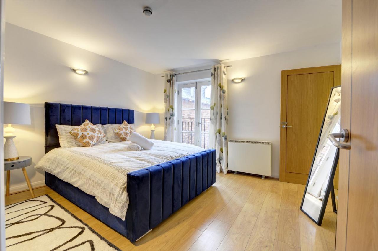 City Centre, 2 Bedroom, Secured Parking, 3 King Bed, Wifi Sleep 6 Guest Comfortable On Three King Size Beds, Jewellery Quarter , Birmingham City Centre , Allocated Secured Parking מראה חיצוני תמונה