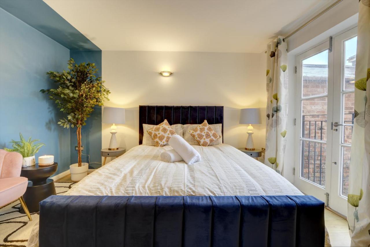 City Centre, 2 Bedroom, Secured Parking, 3 King Bed, Wifi Sleep 6 Guest Comfortable On Three King Size Beds, Jewellery Quarter , Birmingham City Centre , Allocated Secured Parking מראה חיצוני תמונה