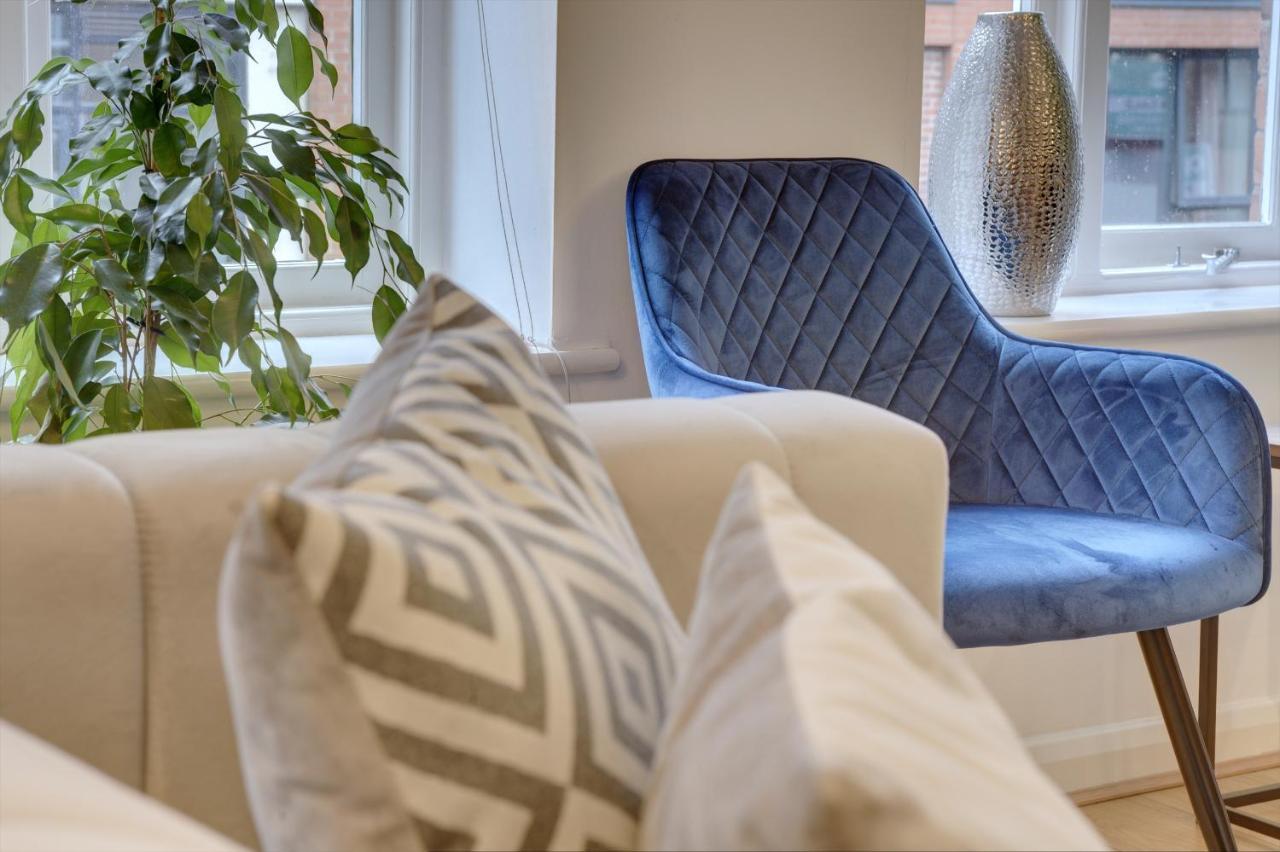 City Centre, 2 Bedroom, Secured Parking, 3 King Bed, Wifi Sleep 6 Guest Comfortable On Three King Size Beds, Jewellery Quarter , Birmingham City Centre , Allocated Secured Parking מראה חיצוני תמונה