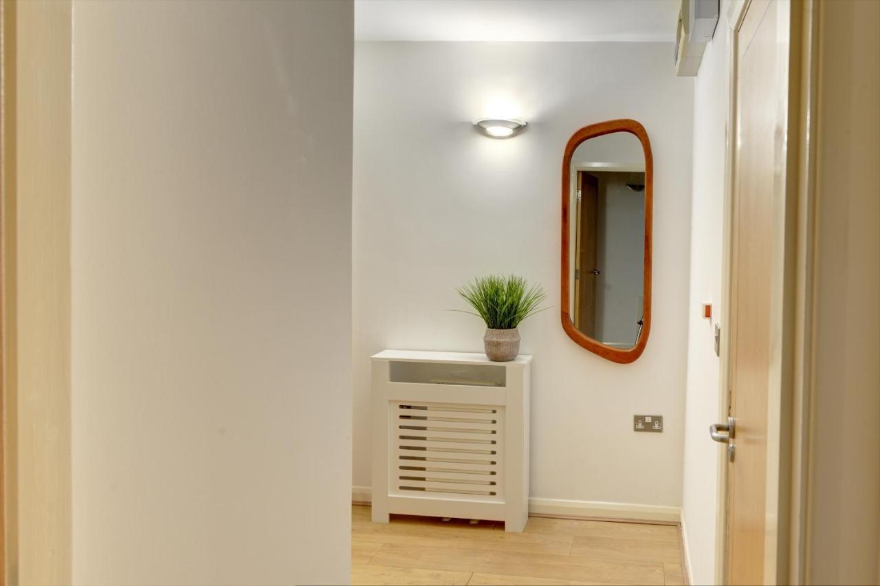 City Centre, 2 Bedroom, Secured Parking, 3 King Bed, Wifi Sleep 6 Guest Comfortable On Three King Size Beds, Jewellery Quarter , Birmingham City Centre , Allocated Secured Parking מראה חיצוני תמונה