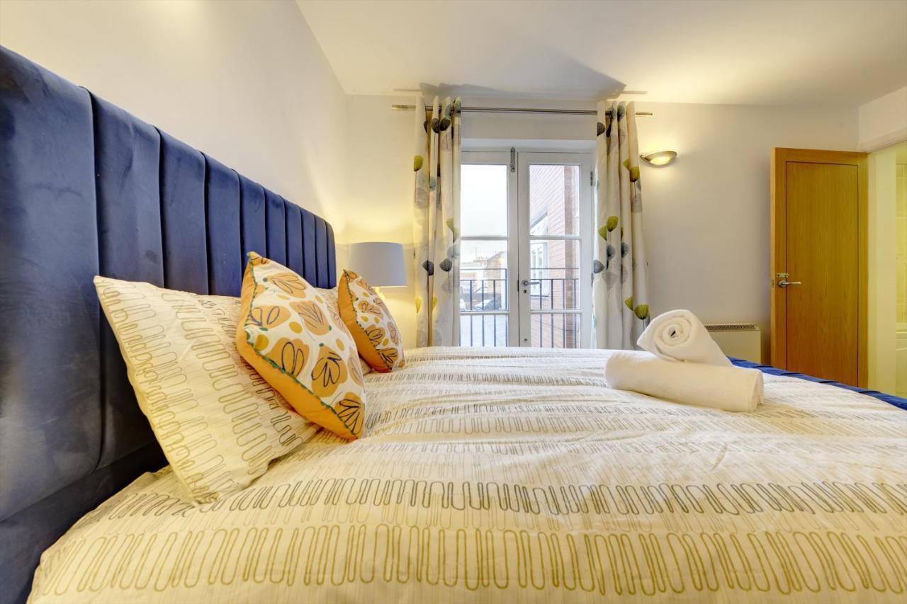 City Centre, 2 Bedroom, Secured Parking, 3 King Bed, Wifi Sleep 6 Guest Comfortable On Three King Size Beds, Jewellery Quarter , Birmingham City Centre , Allocated Secured Parking מראה חיצוני תמונה