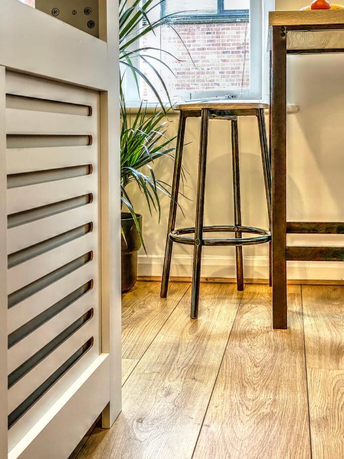 City Centre, 2 Bedroom, Secured Parking, 3 King Bed, Wifi Sleep 6 Guest Comfortable On Three King Size Beds, Jewellery Quarter , Birmingham City Centre , Allocated Secured Parking מראה חיצוני תמונה