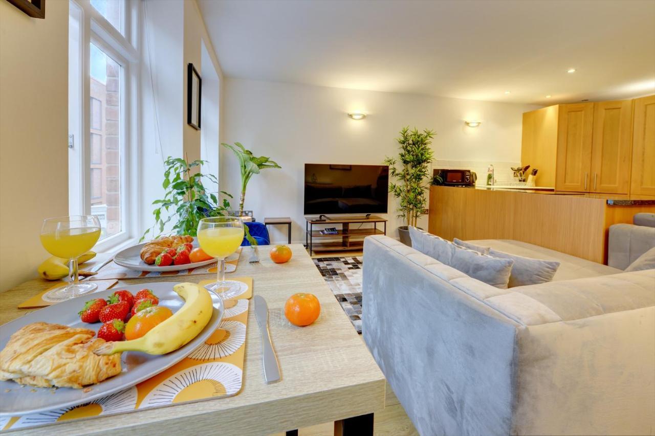 City Centre, 2 Bedroom, Secured Parking, 3 King Bed, Wifi Sleep 6 Guest Comfortable On Three King Size Beds, Jewellery Quarter , Birmingham City Centre , Allocated Secured Parking מראה חיצוני תמונה