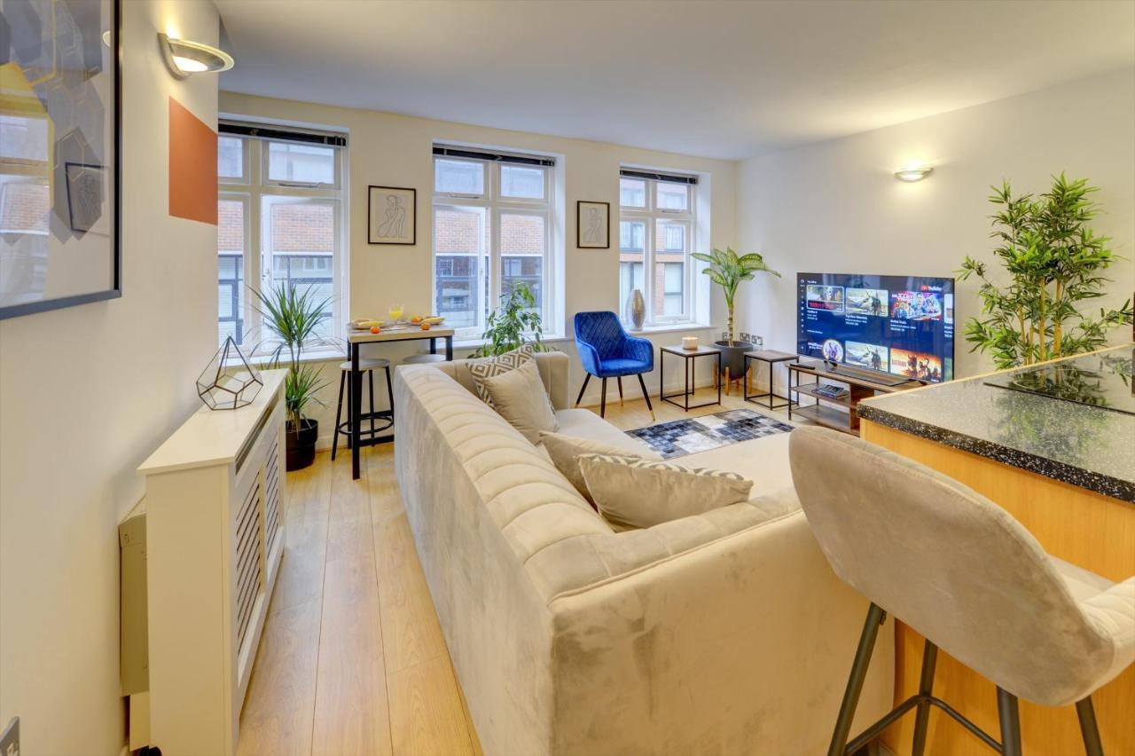 City Centre, 2 Bedroom, Secured Parking, 3 King Bed, Wifi Sleep 6 Guest Comfortable On Three King Size Beds, Jewellery Quarter , Birmingham City Centre , Allocated Secured Parking מראה חיצוני תמונה